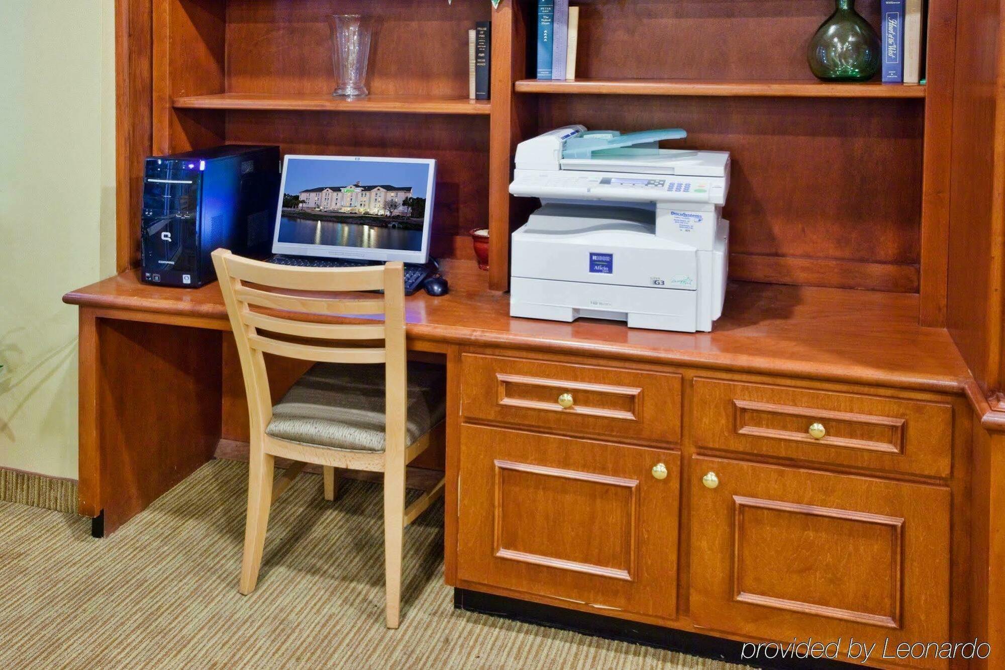Holiday Inn Express Myrtle Beach-Broadway At The Beach By Ihg Extérieur photo